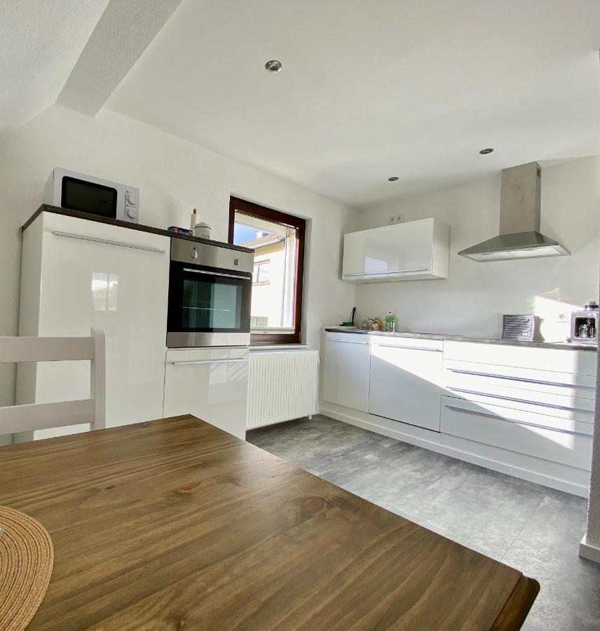 Apartmenthaus Ruhezeit Bad Endbach Exteriör bild