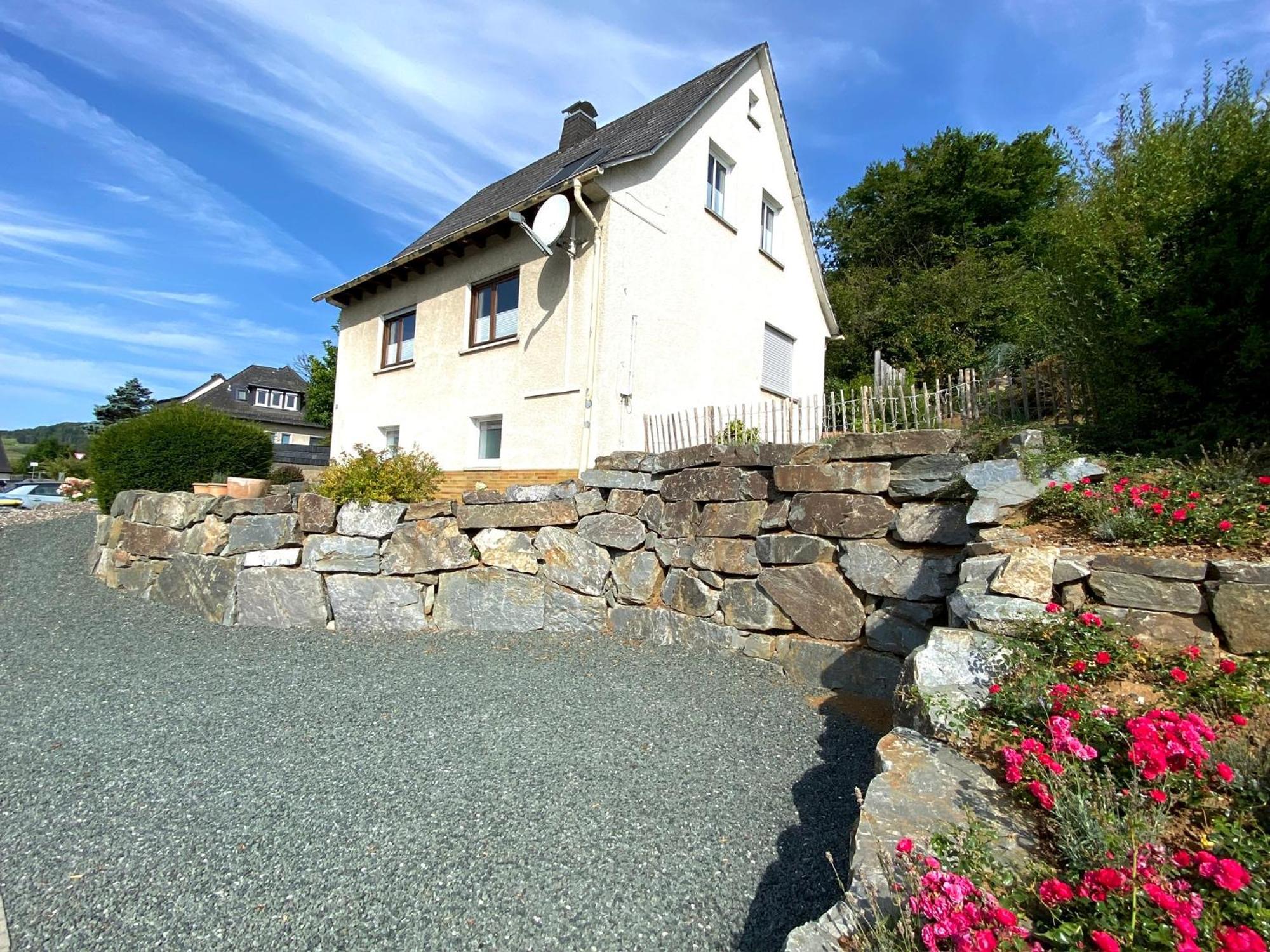 Apartmenthaus Ruhezeit Bad Endbach Exteriör bild